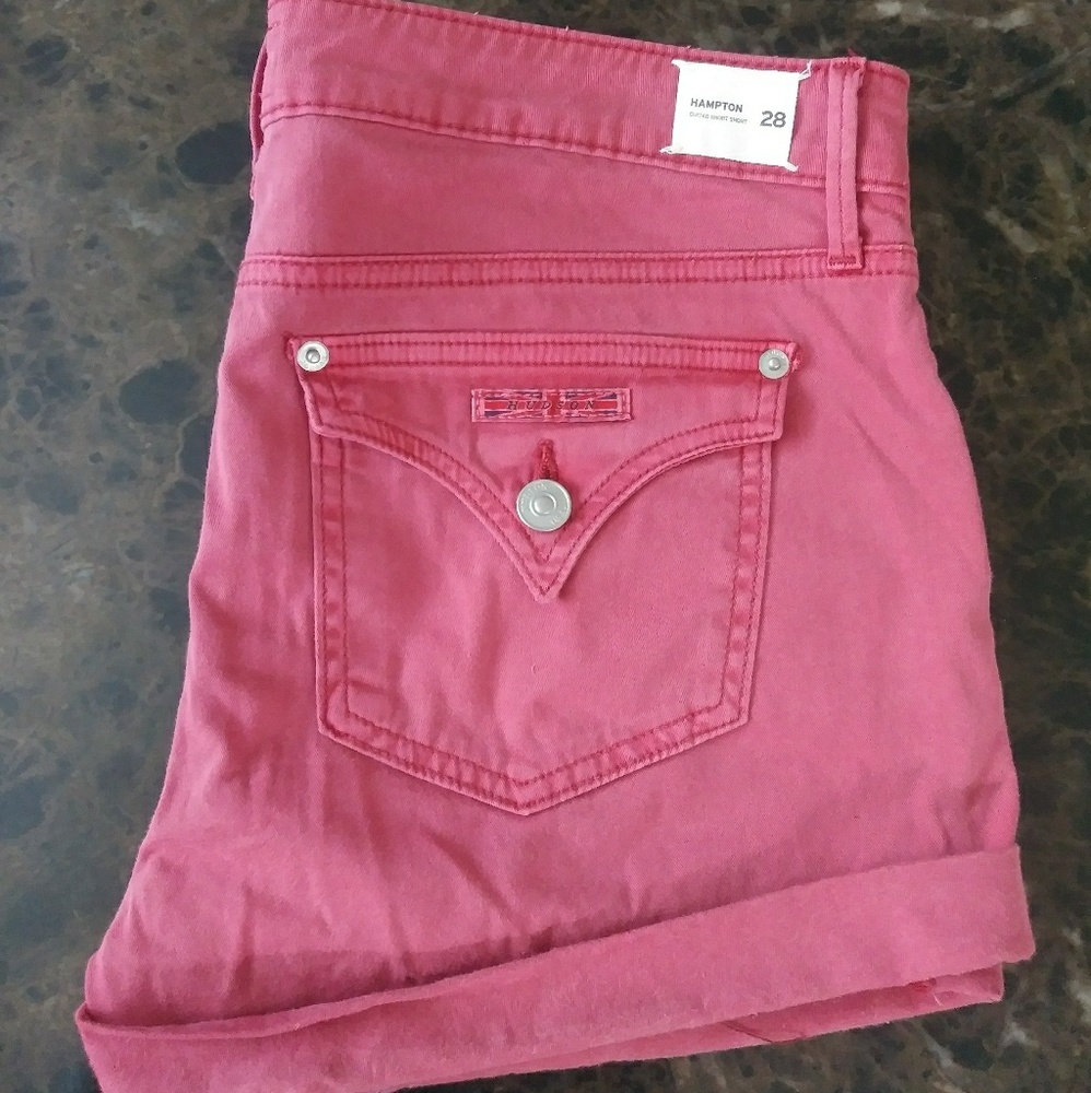 ❣️Hudson red shorts
